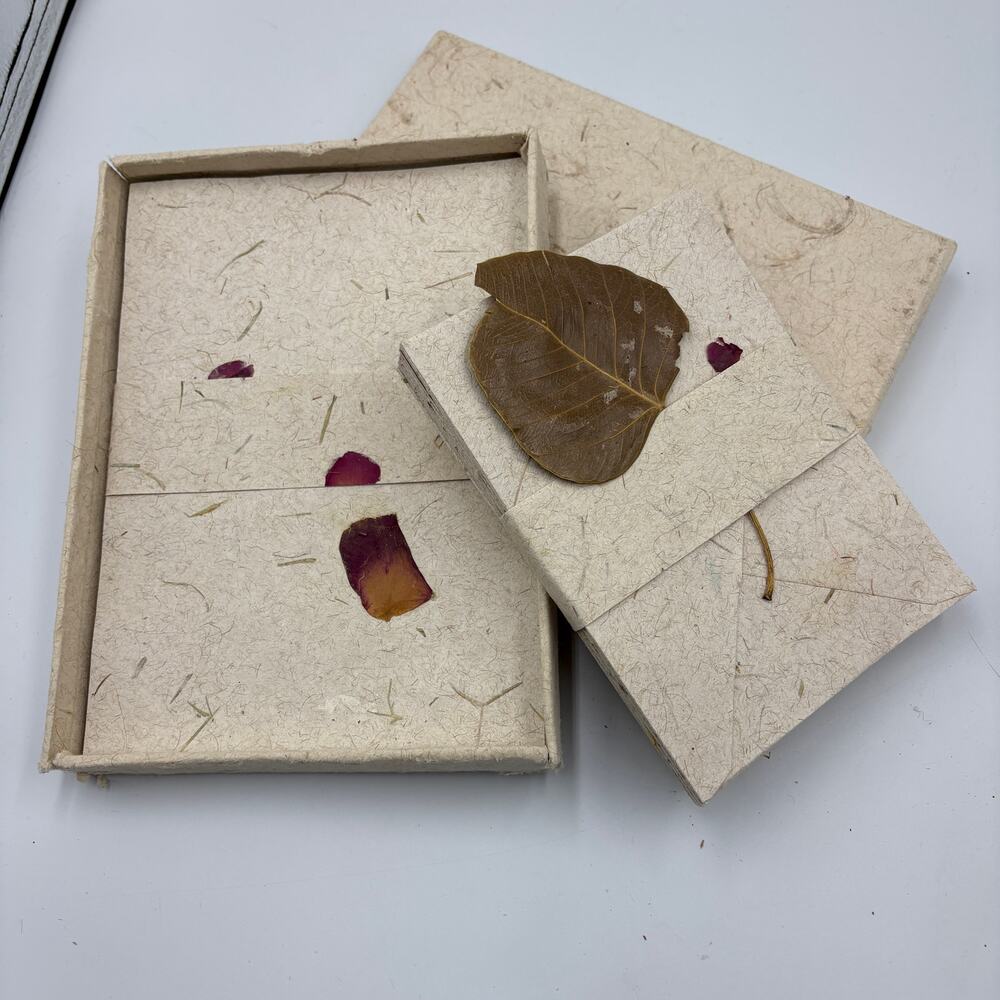 Handmade Paper & Envelopes in Matching Box Set Stationary Gift Natural Textured